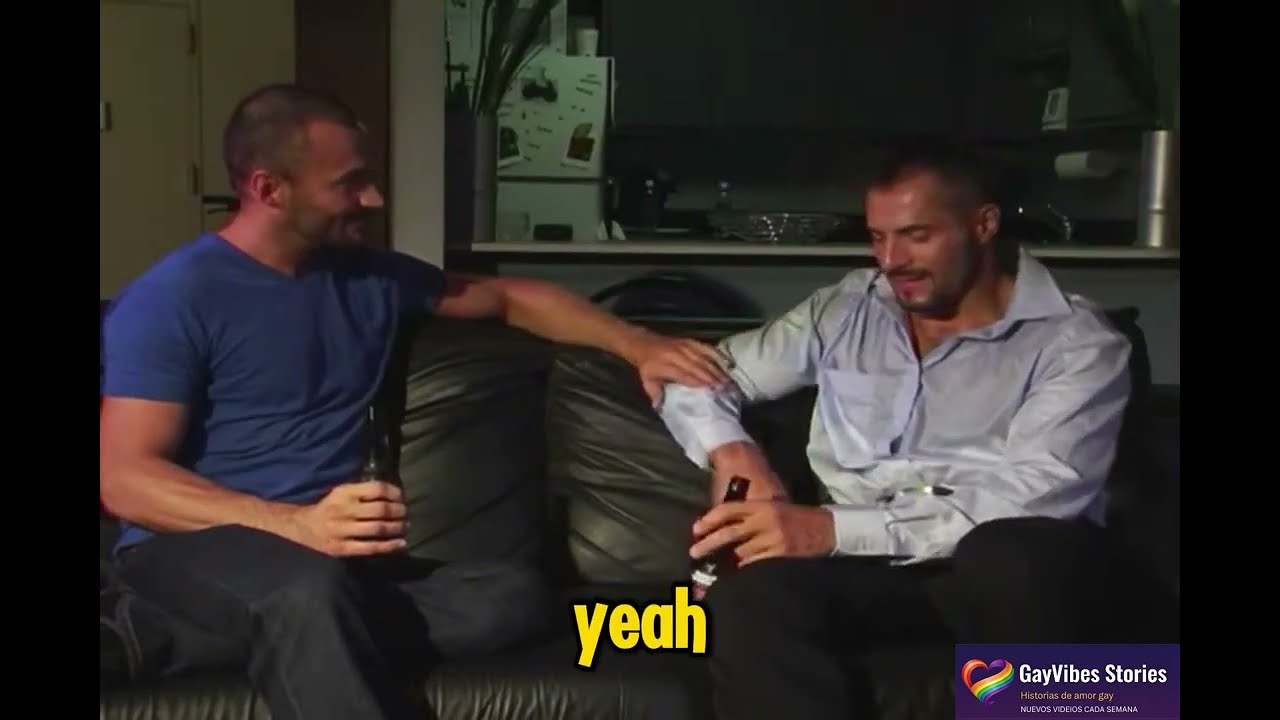 Una bebida después del trabajo... y algo mas | Corto Gay