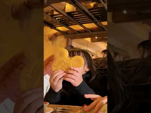 SAMANTHA KE RUMAH MAKAN SERBA MICKEY MOUSE #samantha