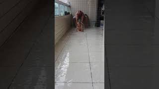 Escorregando No Sabão