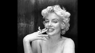 Marilyn Monroe (Cecil Beaton) fotografias. "One" Johnny Cash