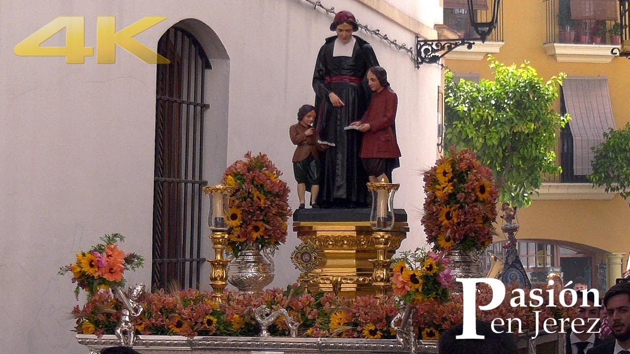 Salida procesional de San Juan Bautista de la Salle - Jerez 2019