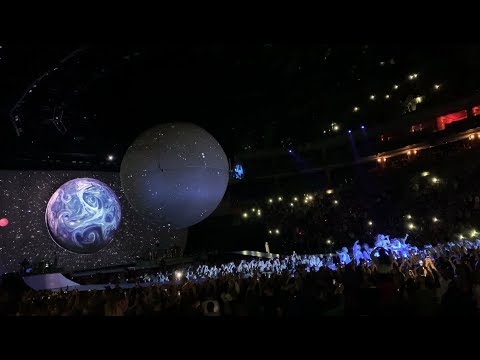 Ariana Grande - NASA @ Prague, O Arena - .. Ariana Grande - NASA @ Prague, O Arena - ..