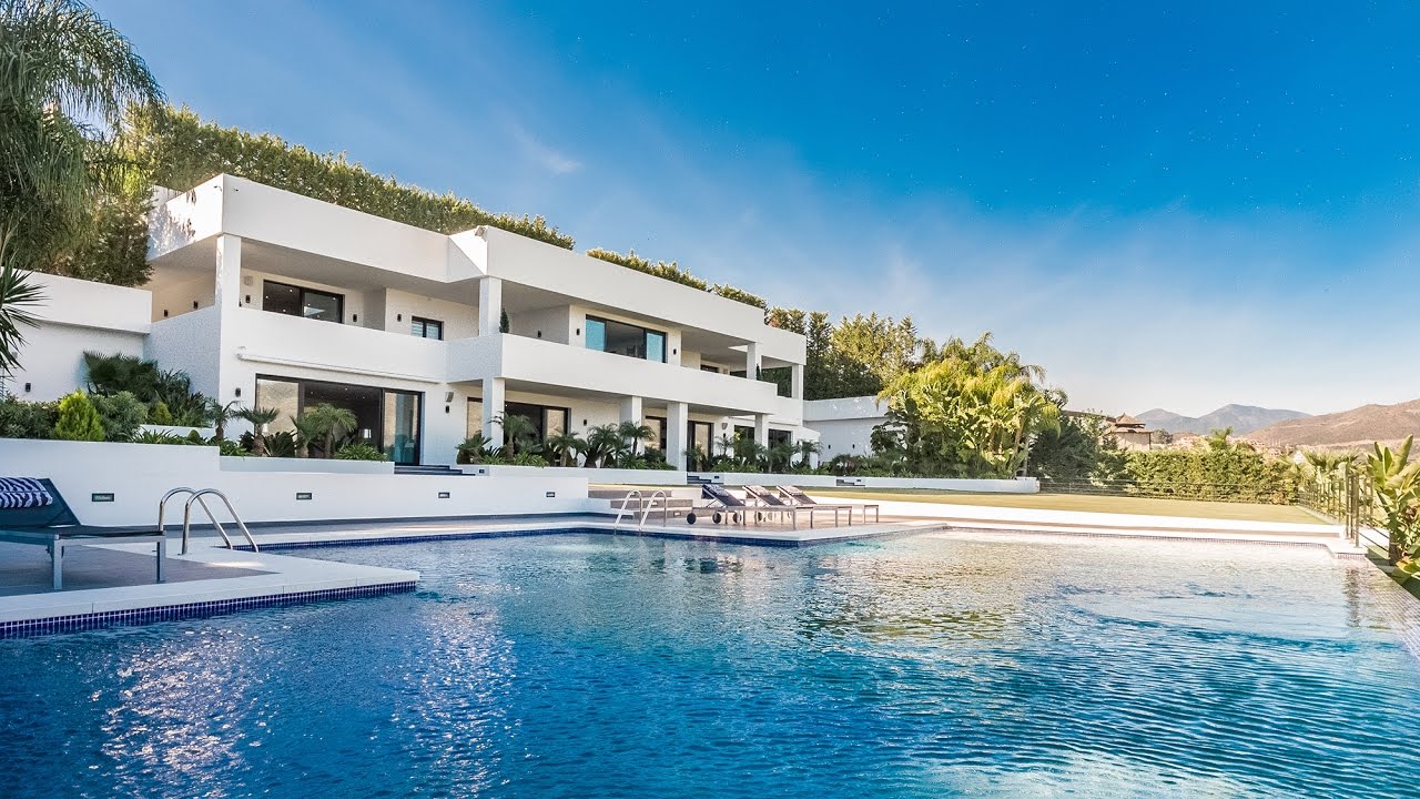 Modern Luxury Villa in Nueva Andalucia, Marbella, Spain | Drumelia