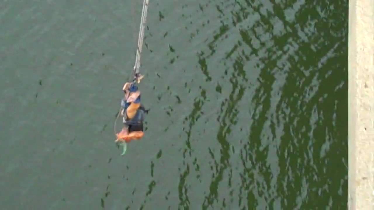 My 1st Bungee Jumping Experience YouTube
