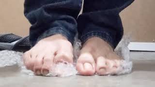 Popping Bubble Wrap with my Feet!