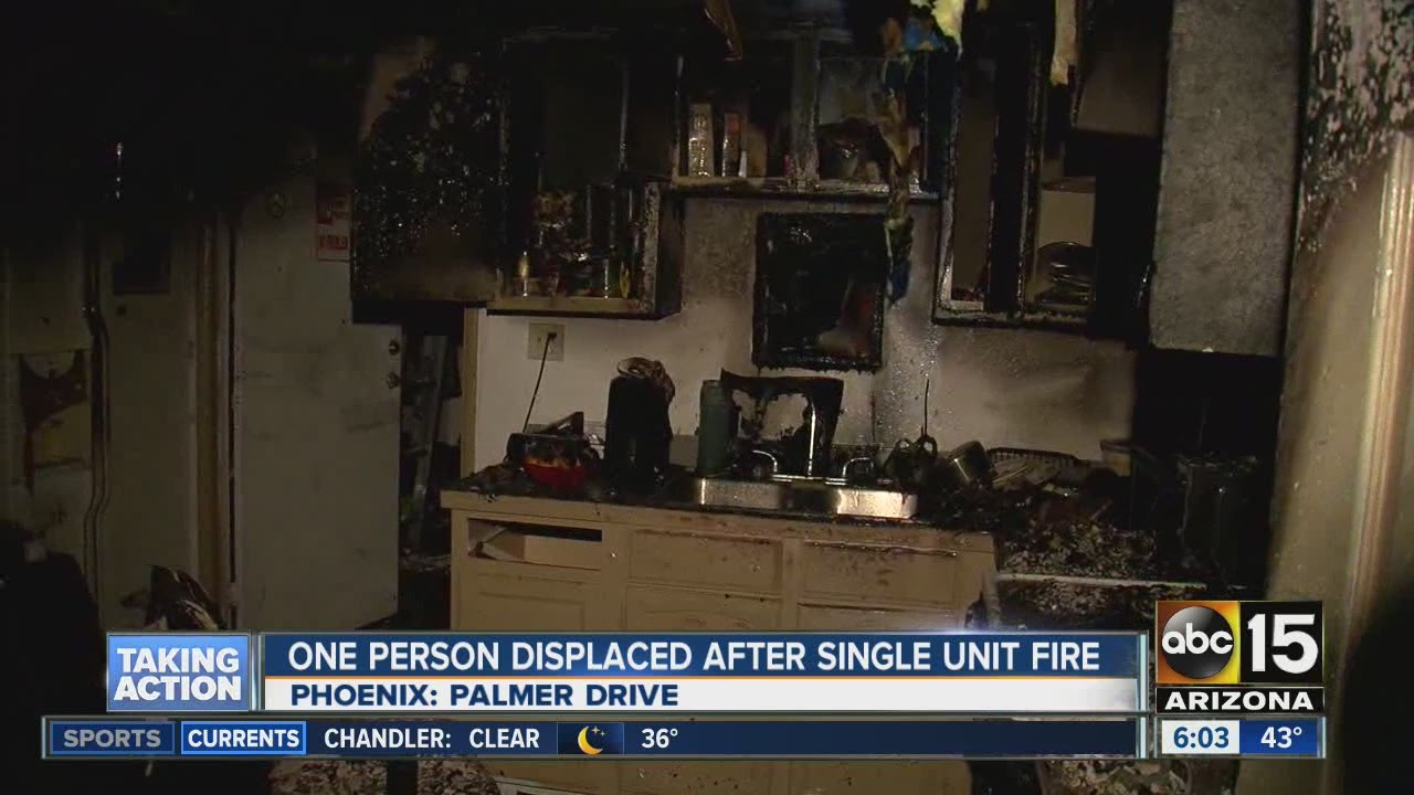 One person displaced after Phoenix apartment fire - YouTube