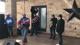 Carin leon - El tenampa (en vivo desde Midland, Texas)