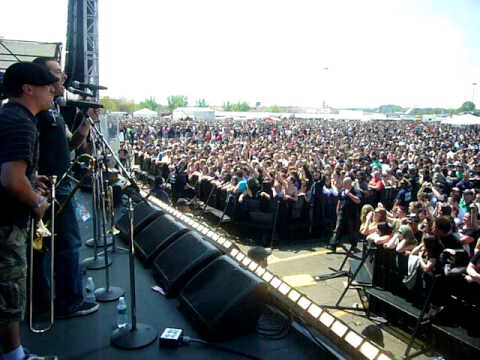 Bamboozle 2009 - Edna's Goldfish -  Veronica Sawyer