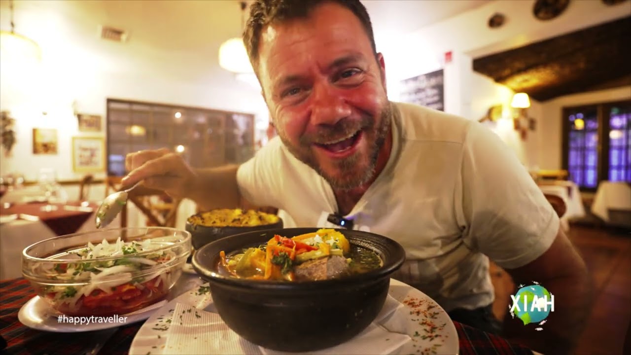 ΦΑΓΗΤΟ ΣΕ ΠΑΡΑΔΟΣΙΑΚΟ ΕΣΤΙΑΤΟΡΙΟ ΣΤΟ ΣΑΝΤΙΑΓΟ ΜΕ ΗΛΕΚΤΡΑ