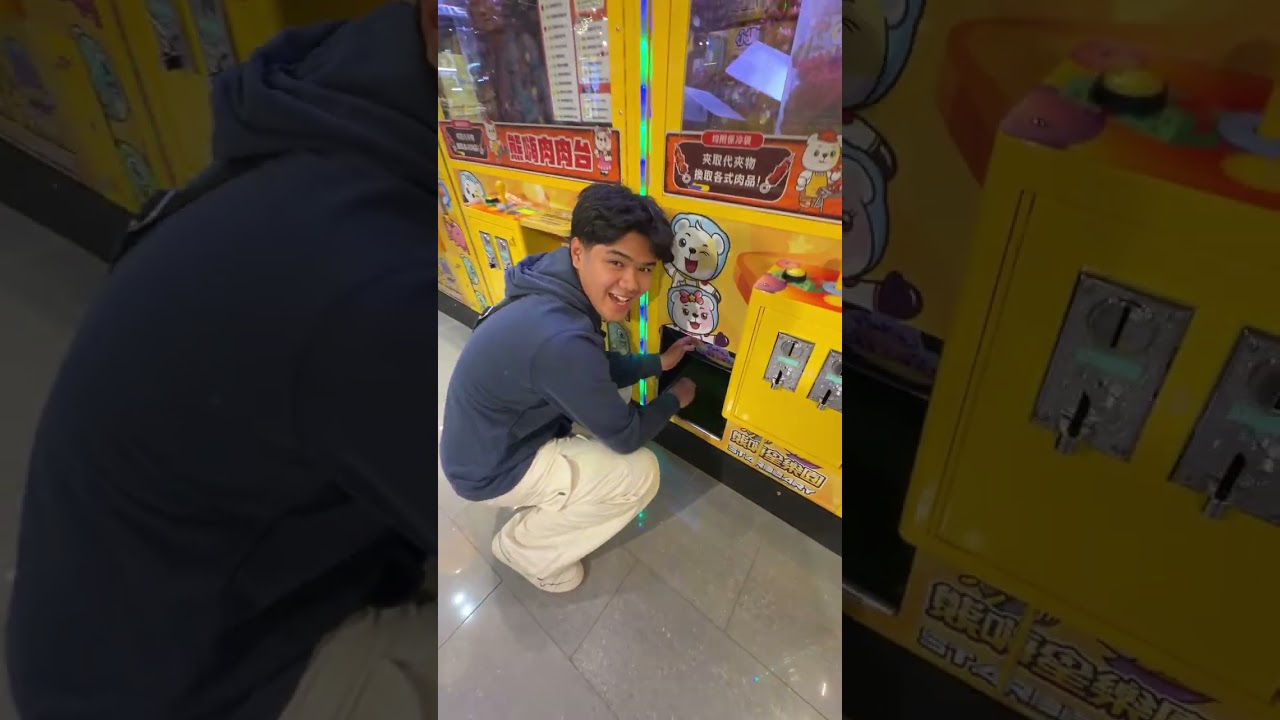 PINAKA KAKAIBANG CLAW MACHINE (GRABE NAMAN TONG MGA NAKUHA KO OMG!!? ) 