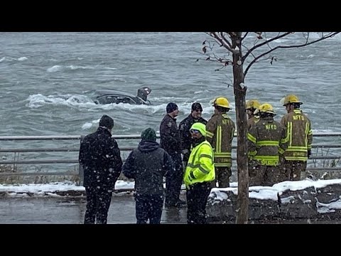 Driver crashed into U.S. side of Niagara Falls