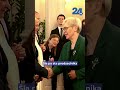 24UR | Prvo srečanje nove vlade in predsednice republike ni minilo brez političnih sporočil.