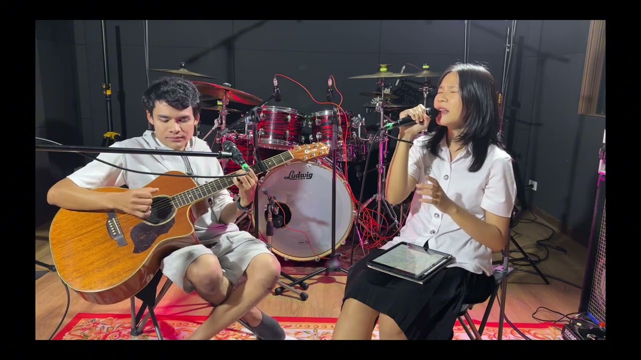 อย่าปล่อยให้เขาหลุดมือ - Nitaa (Cover by view arm)