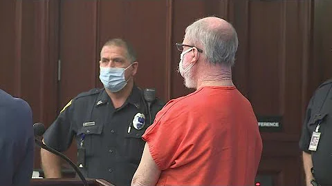 Former Jacksonville homicide detective pleads guil...