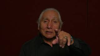 07-08 Iktomi and the Handkerchief Iktomi & the Pointing Game (English)