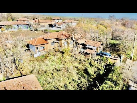 Видео: Тухлена къща в голям град