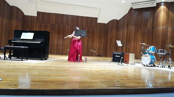 Evelin Garay, Flauta; Partita en La menor, BWV 101...