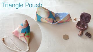 DIY 귀여운 미니 삼각형 파우치/동전지갑/버즈-에어팟케이스 만들기 - How to make a mini triangle pouch/AirPods case by 수작업실 지음 Atelier JIEUM 2,513 views 1 month ago 8 minutes, 22 seconds