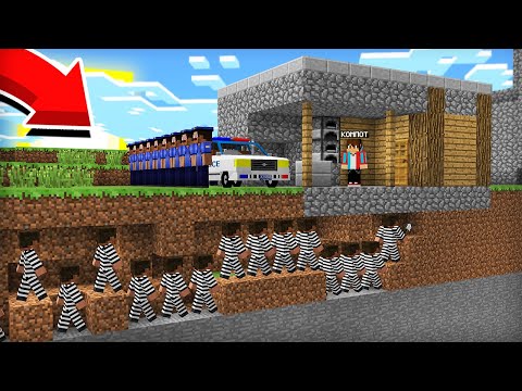 Видео: ЗАКЛЮЧЕННЫЕ СБЕЖАЛИ ИЗ ТЮРЬМЫ И ПРОНИКЛИ В МОЮ ДЕРЕВНЮ В МАЙНКРАФТ | Компот Minecraft