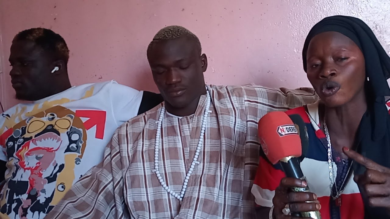 16 janALAHOU AKBAR BADA GOUYGUI MENACE SON ADVERSAIRE LE 24 MA DOUMEU DANE WAXX RK LA AM CI COMBAT