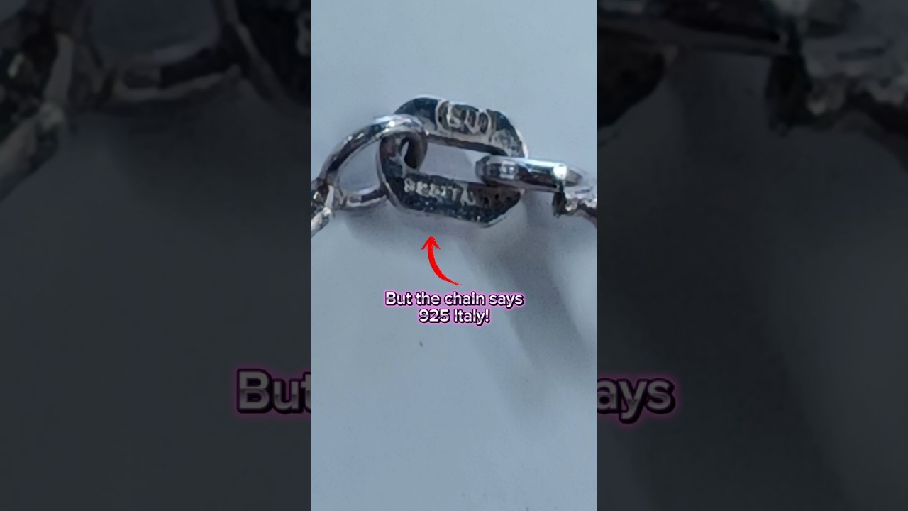 Surprise at the thrift store! #jewelry #surprisesatthethriftstore #thriftshopping #secondhandfashion