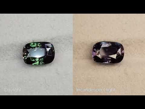 Rare alexandrite with strong color change effect in cushion cut 5.21 ct, Sri Lanka Video  № 2