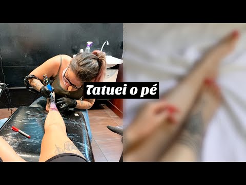 Vídeo: Tatuagem Nas Solas Dos Pés ' Barbie ' - A Tendência Atual Do Instagram
