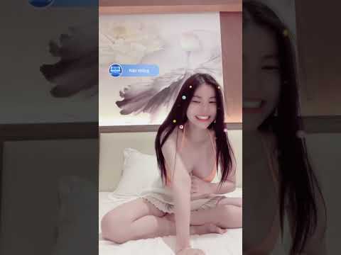 Bigo live hot goyang di kasur sampe keliatan apem [Bigolivecewekseksi]