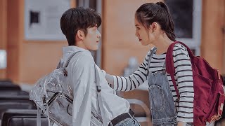 Accidental kiss in cdrama 😂 Drama~Skate into love|| Chinesehindimix || funny whattshap status||