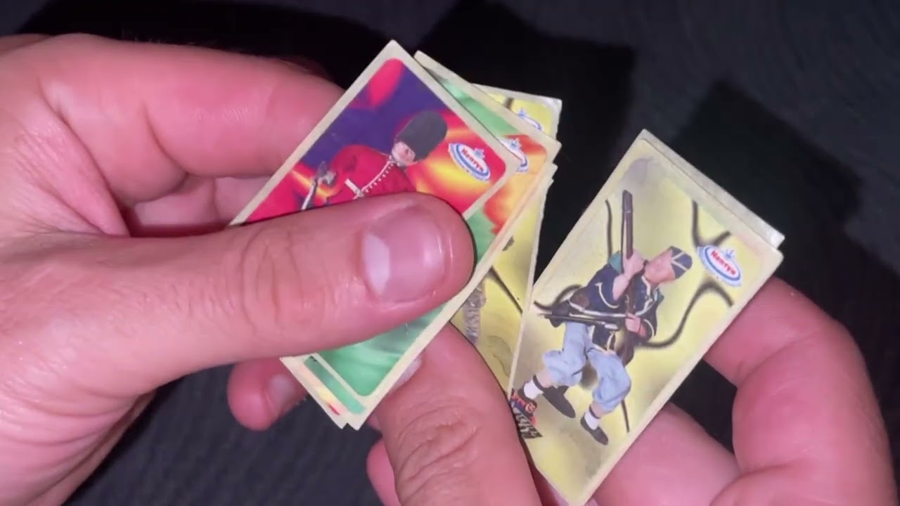 Лот 166 Розпакування, лот аукціону, наліпки гумок Нептун - Action Men 31.07.25. 