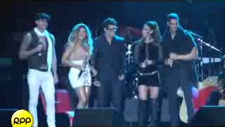 Esto es guerra grupo musical debutó en romántico concierto