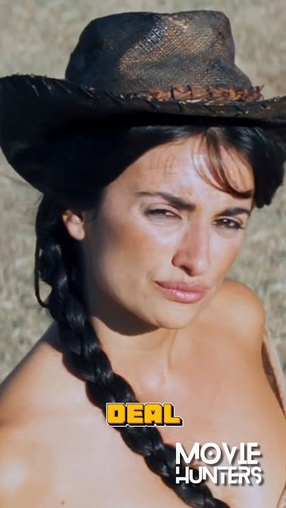Don’t hit me 🤠 #bandidas #penelopecruz #salmahayek