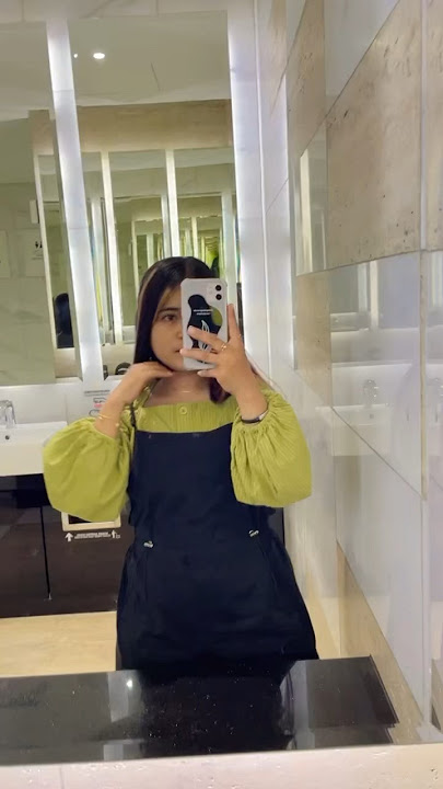 Mundur wir saingan lo gue