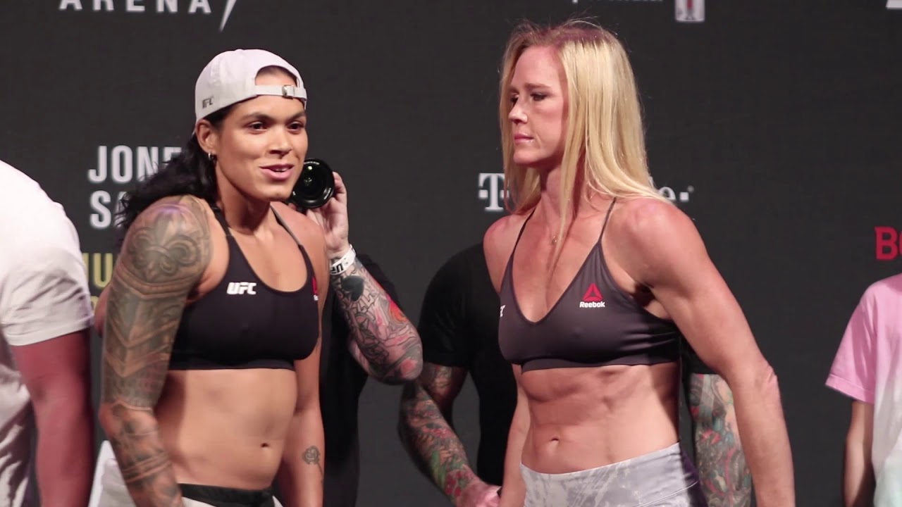 amanda nunes 239