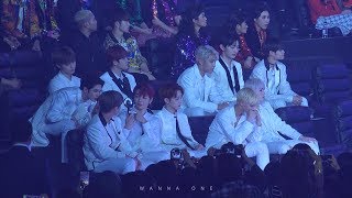 181106 MGA 워너원 대기석 모습 3