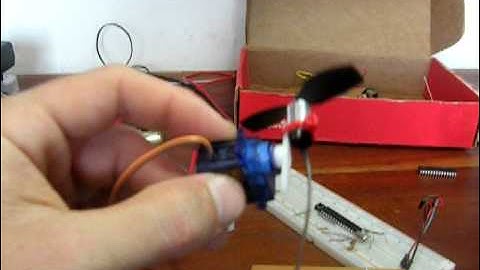 I.D.A. Inclusão Digital Avançada - Robô Voador open-source #1