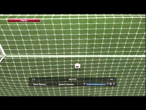 Pro Evolution Soccer 2014 (PES 2014) - Barcelona v Real Madrid gameplay