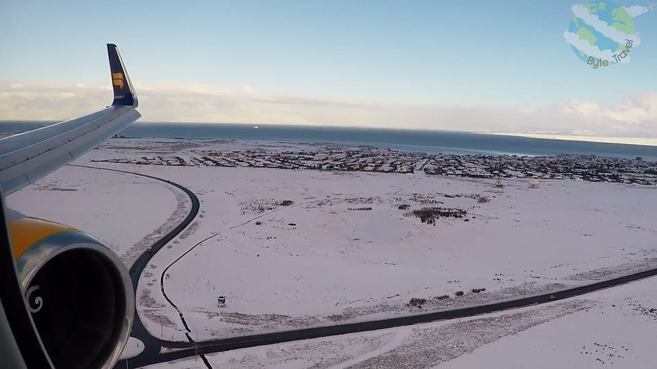 Icelandair Boeing 767-300ER Approach and Landing into Snow-Covered Keflavik/Reykjavik