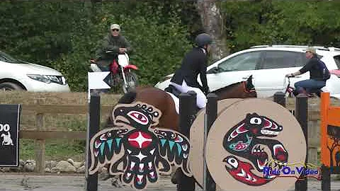 189S Tracey Hopper on Scooby Open Novice Show Jump...
