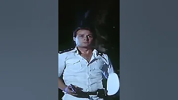 الموسيقى التصويريه لفيلم المشبوه لعادل امام مصر 