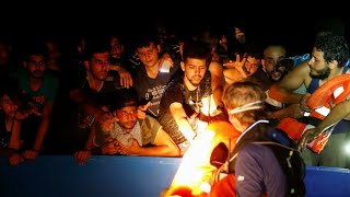 Plus de 400 migrants secourus en mer Méditerranée au large des côtes tunisiennes • FRANCE 24