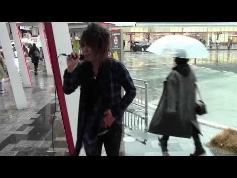 神咲レイト、GLAYの「生きてく強さ」をカバー 路上ライブ in 浦和駅東口 2020年3月14日