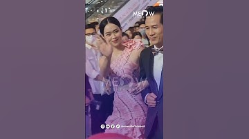 Thanh Thức và Diệp Bảo Ngọc đẹp đôi sánh bước cùng nhau trên thảm đỏ ra mắt phim của Lý Hải