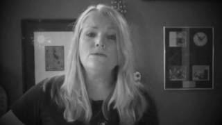 Video thumbnail of "Cathy Richardson :: Something Drastic :: Macrodots Two :: Day 11 #Project365"