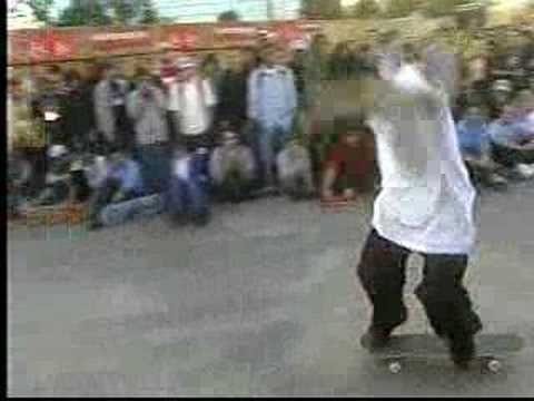 Erik Koston vs.P.ROD in SKATE