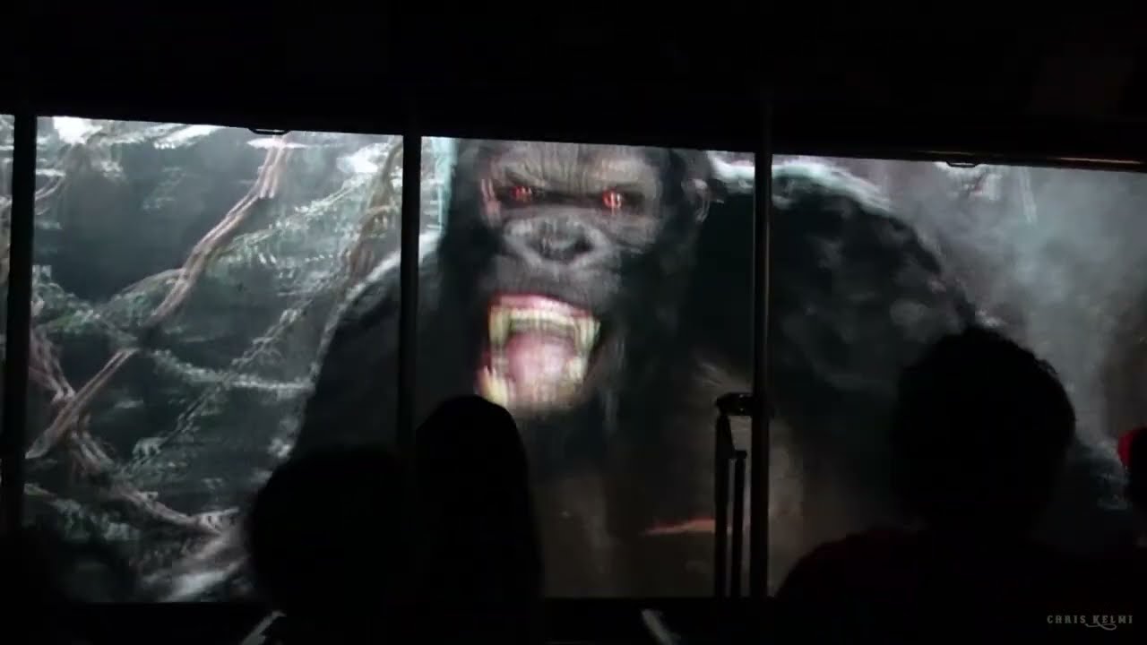 SCARY AND FUN KING KONG 3D 360 RIDE AT UNIVERSAL STUDIOS HOLLYWOOD IN LOS ANGELES CALIFORNIA !!!