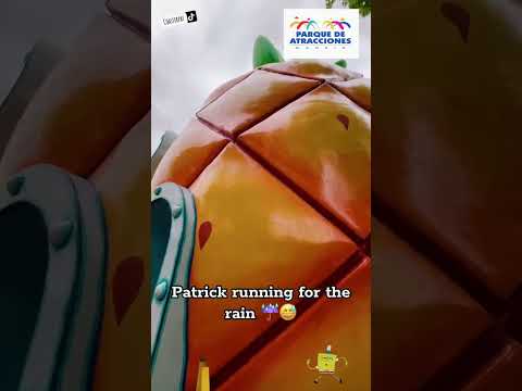 Patrick Star From Spongebob Running For The Rain At Parque De Atracciones De Madrid