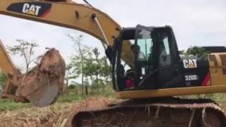 สุดยอดรถแม็คโคร CAT 320D