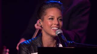 You Make Me Feel Like A Natural Woman - Alicia Keys