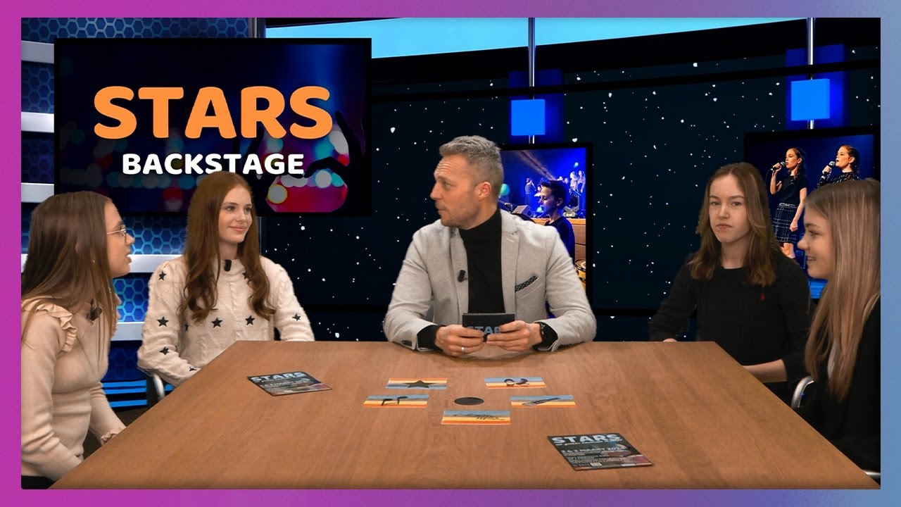 Suze, Loes, Juliëtte en Julia in Stars Backstage - Aflevering 1